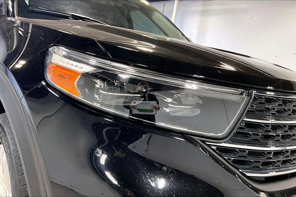 Used 2023 Ford Explorer XLT w/ Equipment Group 202A image 38