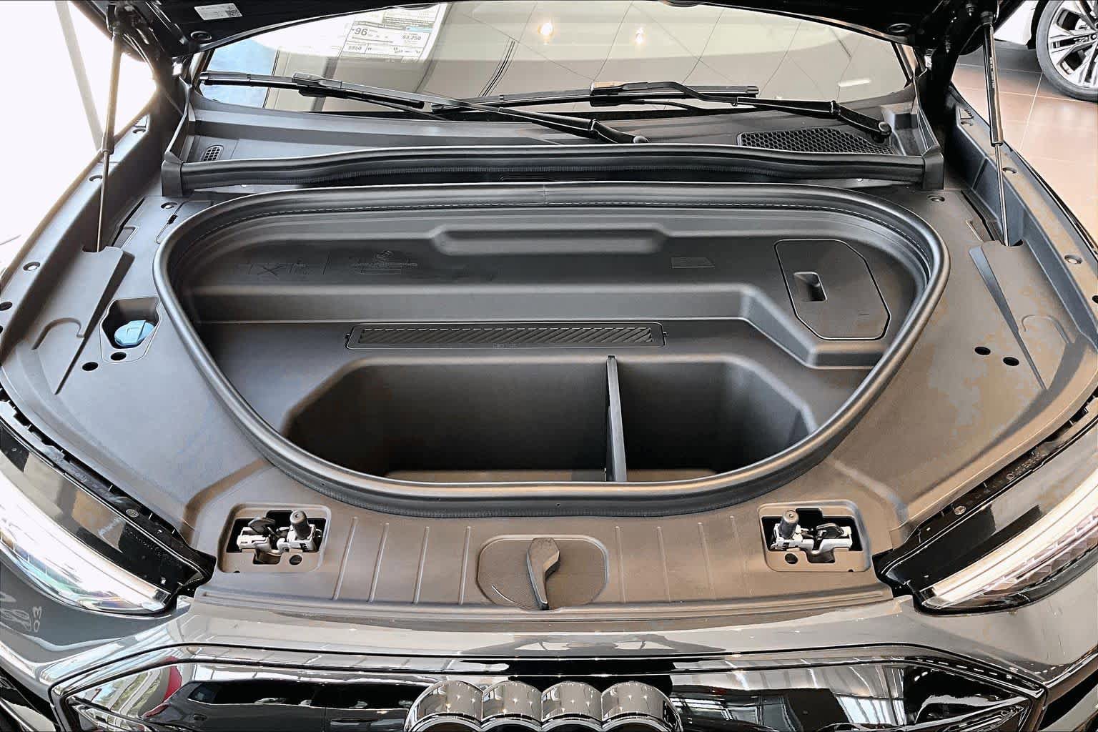 New 2027 Audi Q6 e-tron Premium Plus AWD/4WD image 16