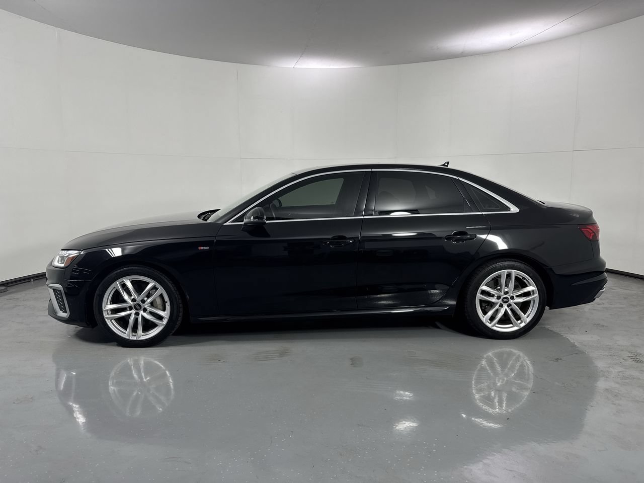 Used 2023 Audi A4 2.0T Premium Plus w/ Premium Plus Package AWD/4WD image 30
