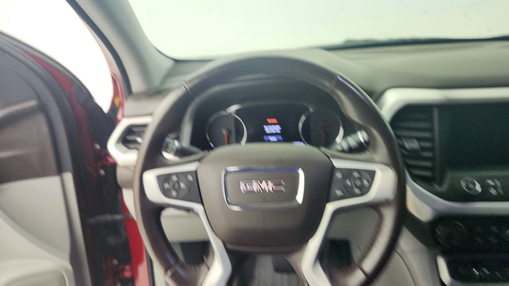 Used 2020 GMC Acadia SLT w/ Driver Alert Package II FWD image 18