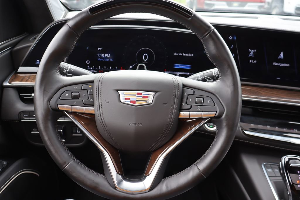 Used 2024 Cadillac Escalade Sport Platinum w/ LPO, ONYX Package image 7