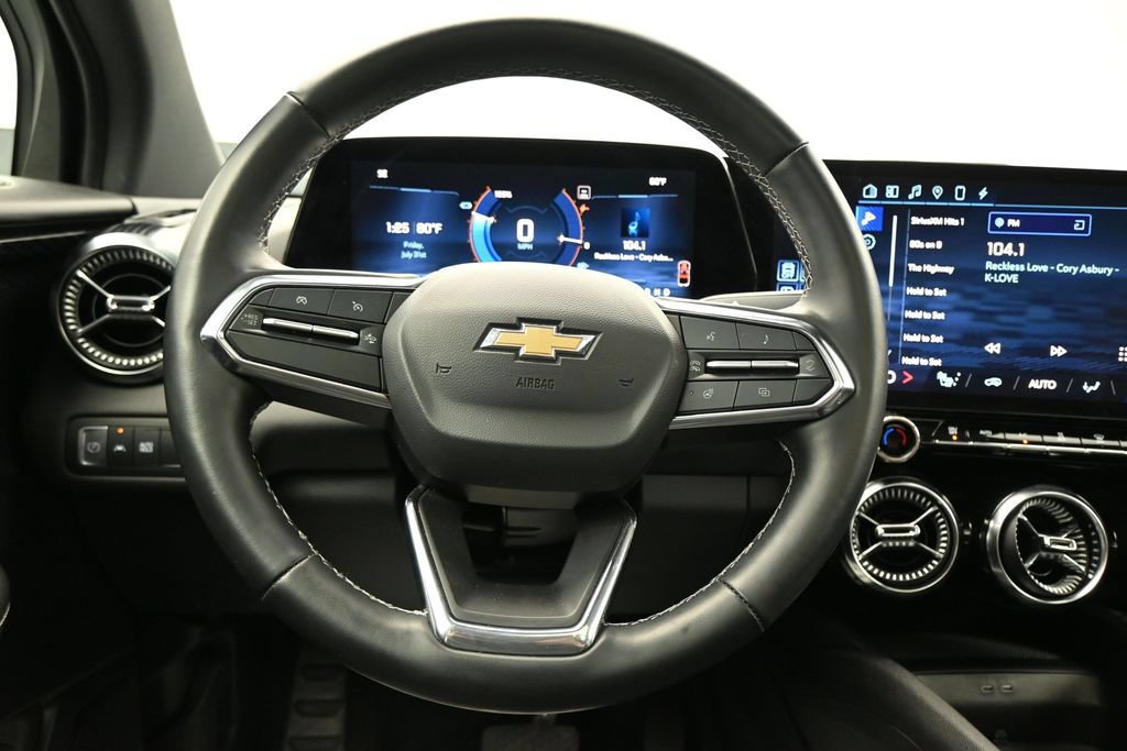 Used 2024 Chevrolet Blazer EV LT AWD/4WD image 16