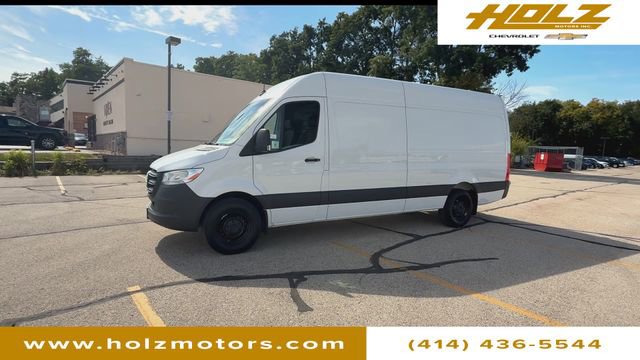 Used 2025 Mercedes-Benz Sprinter 2500 image 6