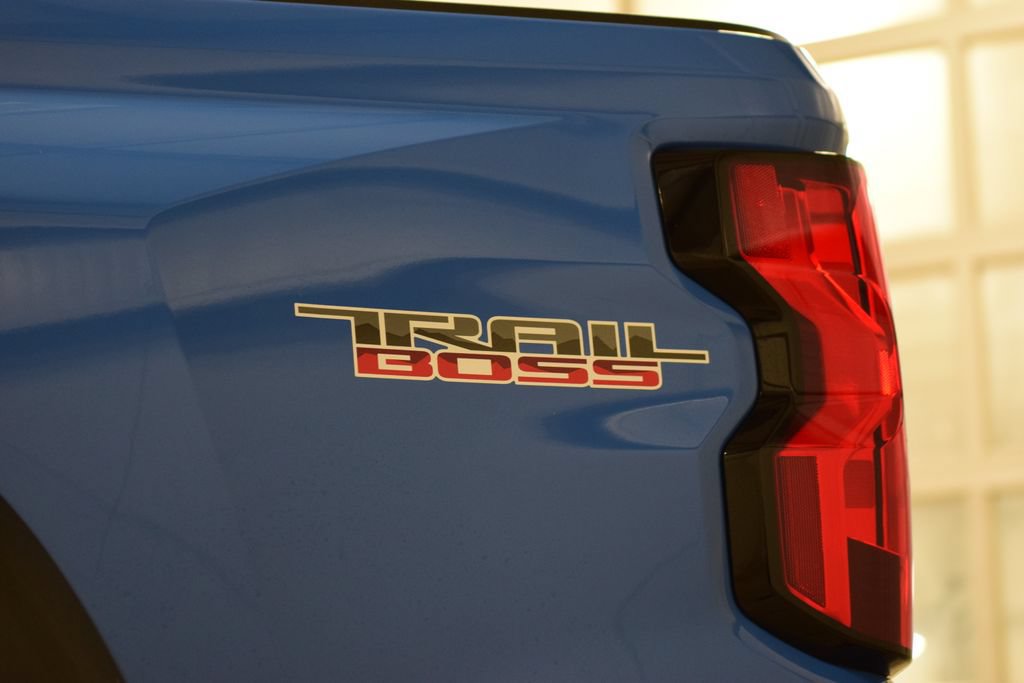 New 2026 Chevrolet Colorado Trail Boss AWD/4WD image 24