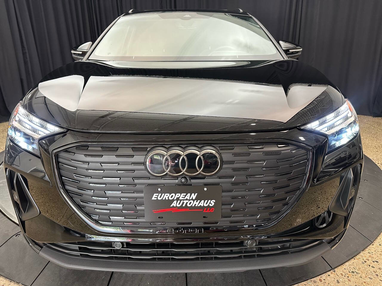 Used 2023 Audi Q4 e-tron Prestige w/ Black Optic Package AWD/4WD image 13