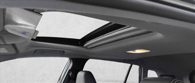 Certified 2025 Toyota Corolla Cross XLE image 9