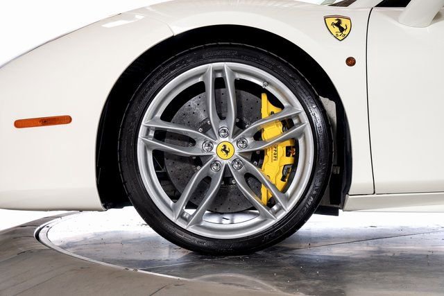 Certified 2018 Ferrari 488 Spider RWD image 18