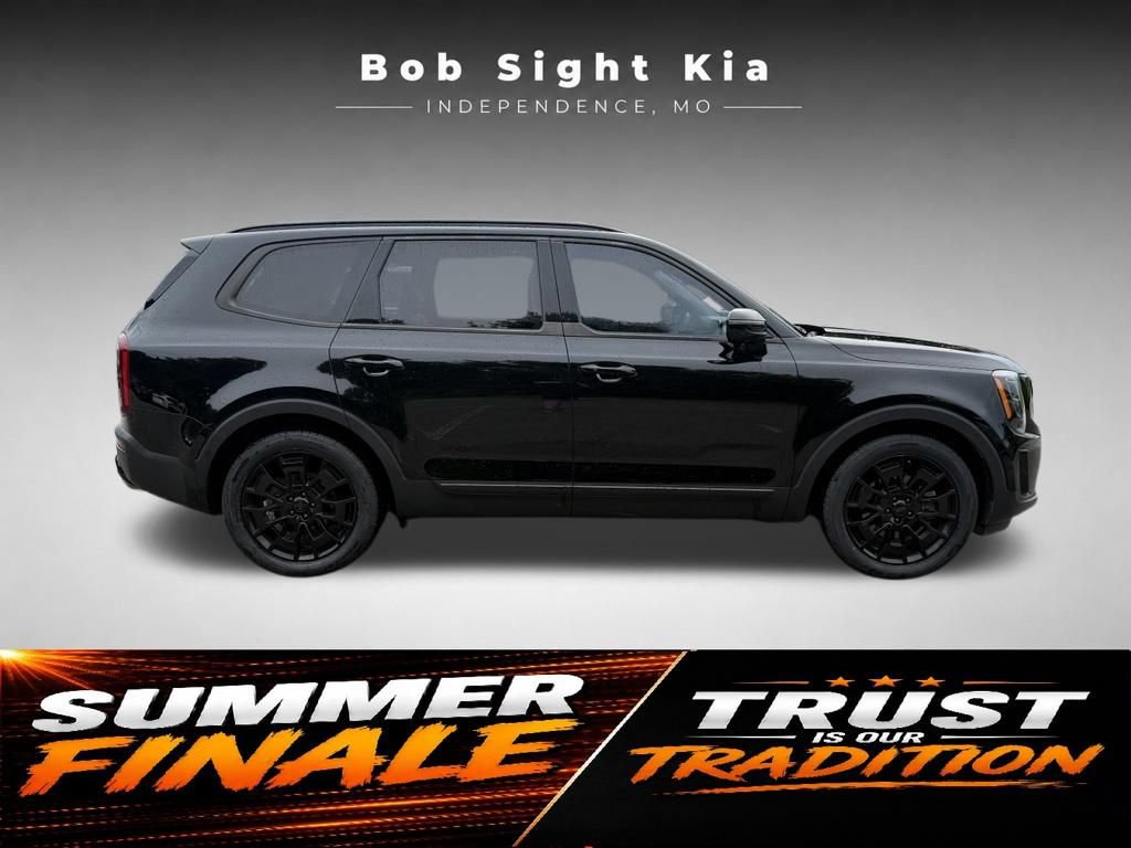 Used 2021 Kia Telluride SX w/ Nightfall Edition Package AWD/4WD image 13