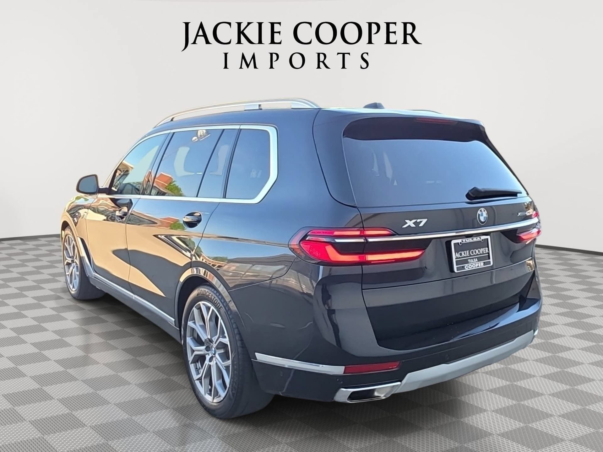 Used 2025 BMW X7 xDrive40i AWD/4WD image 7