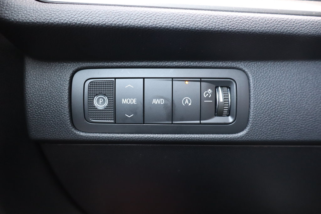 New 2027 Chevrolet Traverse LT w/ Midnight/Sport Edition AWD/4WD image 18