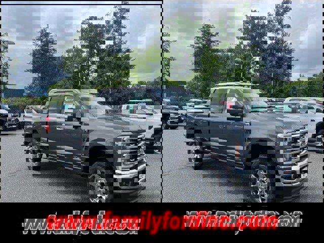 New 2025 Ford F350 Lariat w/ Lariat Ultimate Package image 1