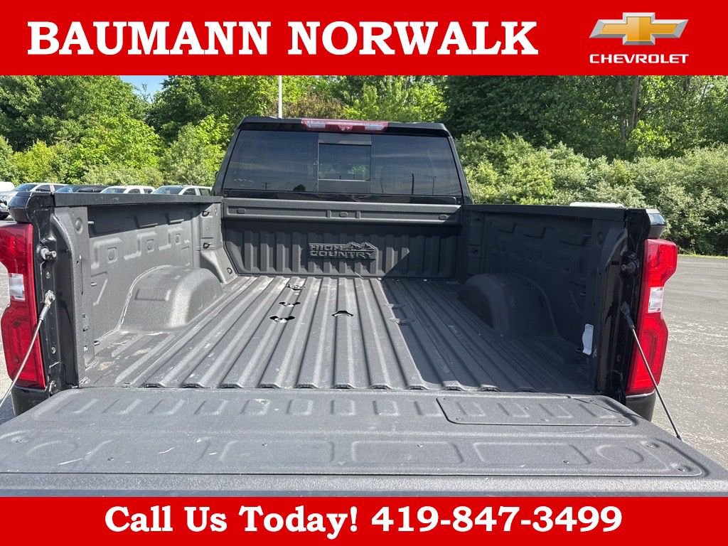 Used 2022 Chevrolet Silverado 2500 High Country w/ Z71 Off-Road Package AWD/4WD image 16