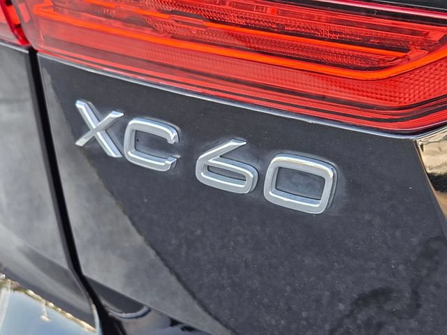 Certified 2025 Volvo XC60 T8 Plus w/ Protection Package Premier AWD/4WD image 10