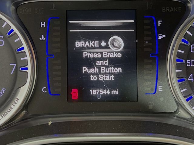 Used 2016 Chrysler 200 Limited image 9