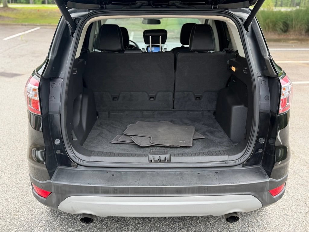 Used 2018 Ford Escape SEL AWD/4WD image 19