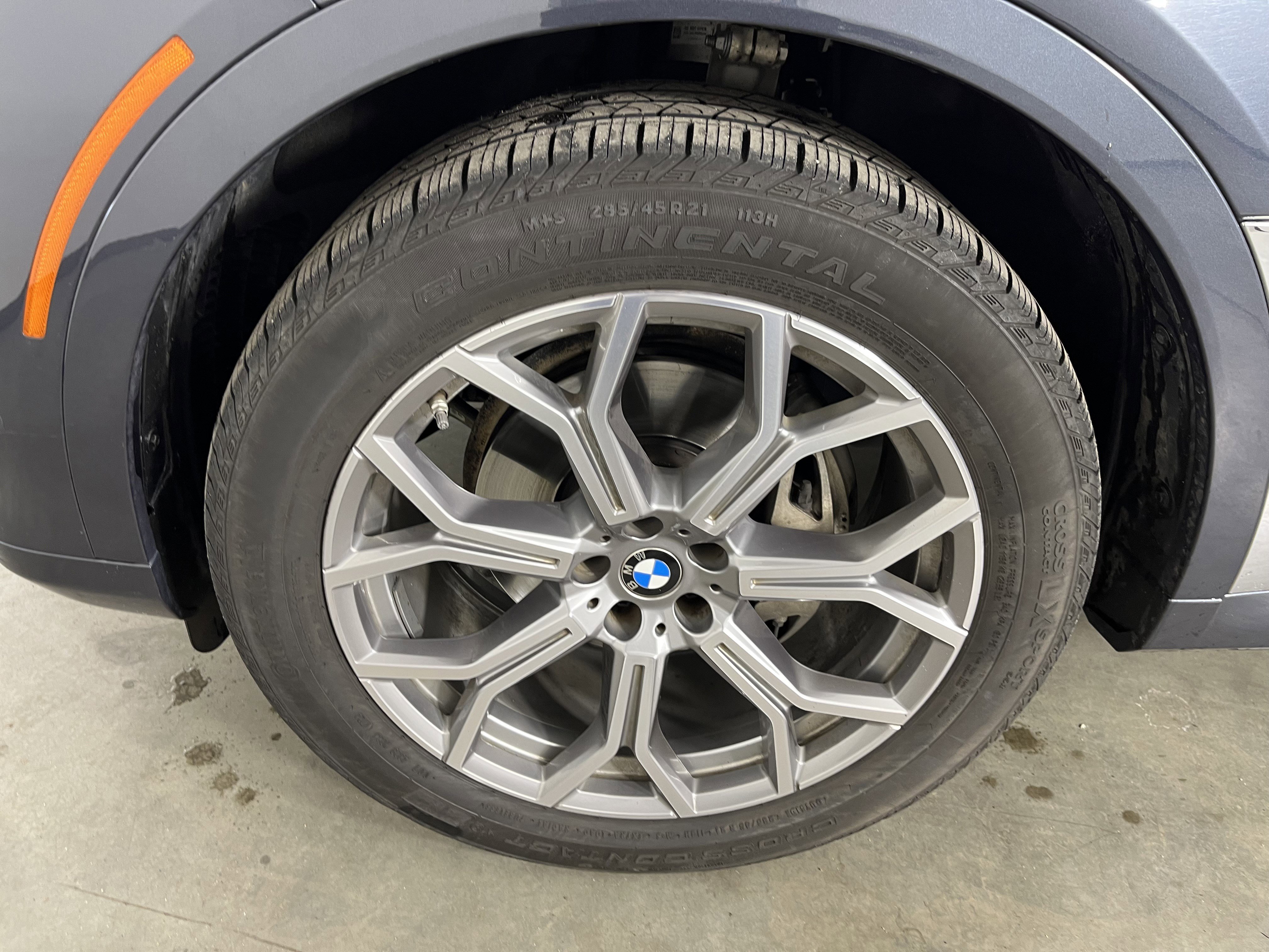 Used 2022 BMW X7 xDrive40i w/ Premium Package image 25