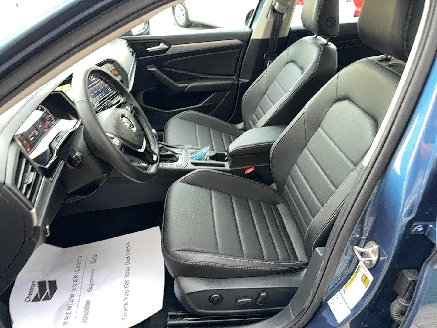 Used 2021 Volkswagen Jetta SE w/ SE Cold Weather Package FWD image 6