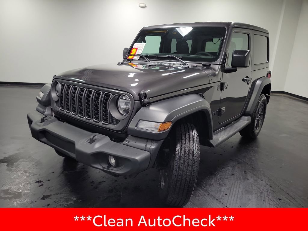 Used 2025 Jeep Wrangler Sport image 4