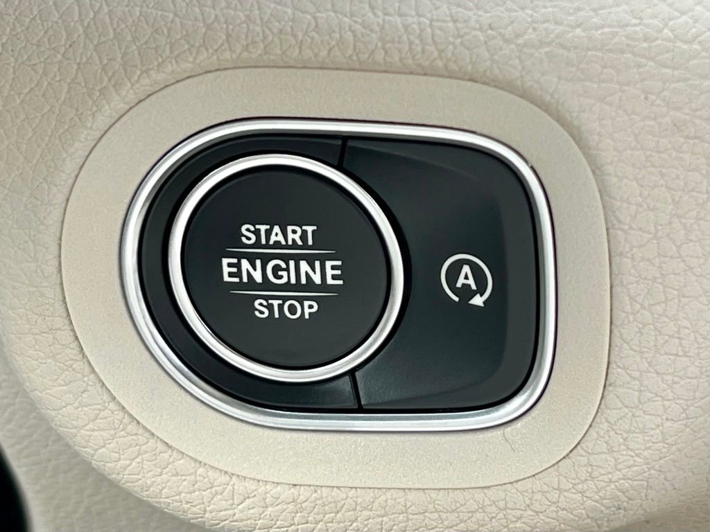 Certified 2022 Mercedes-Benz GLS 450 4MATIC image 29