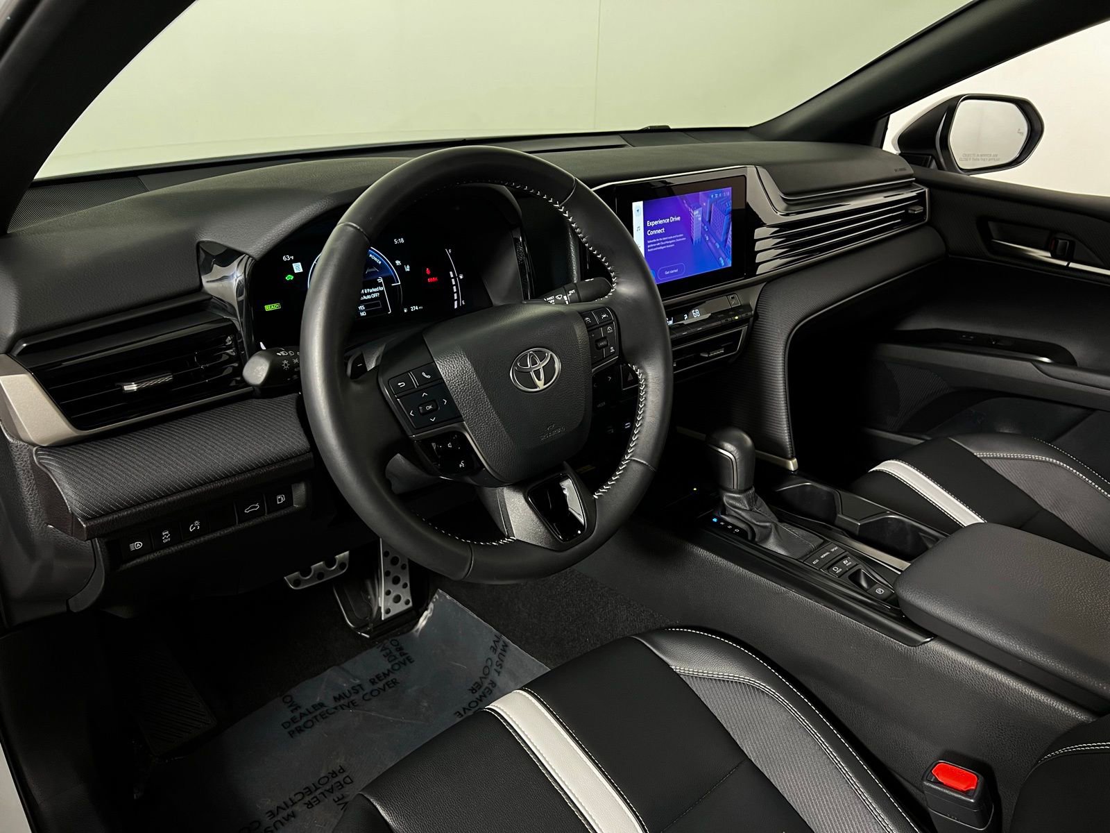 Certified 2025 Toyota Camry SE image 11