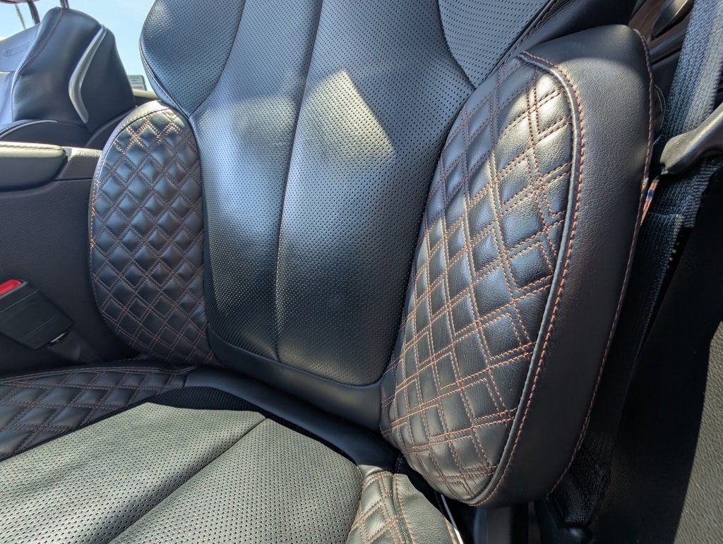 Used 2022 Jeep Grand Cherokee Summit w/ Luxury Tech Group V image 14