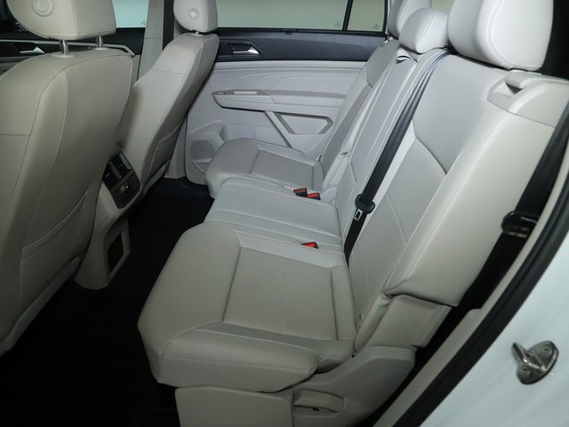 Used 2023 Volkswagen Atlas SE image 14