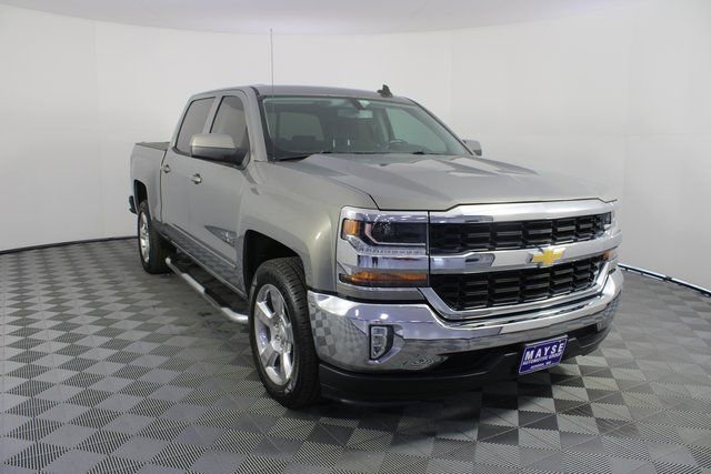 Used 2017 Chevrolet Silverado 1500 LT w/ Texas Edition image 25
