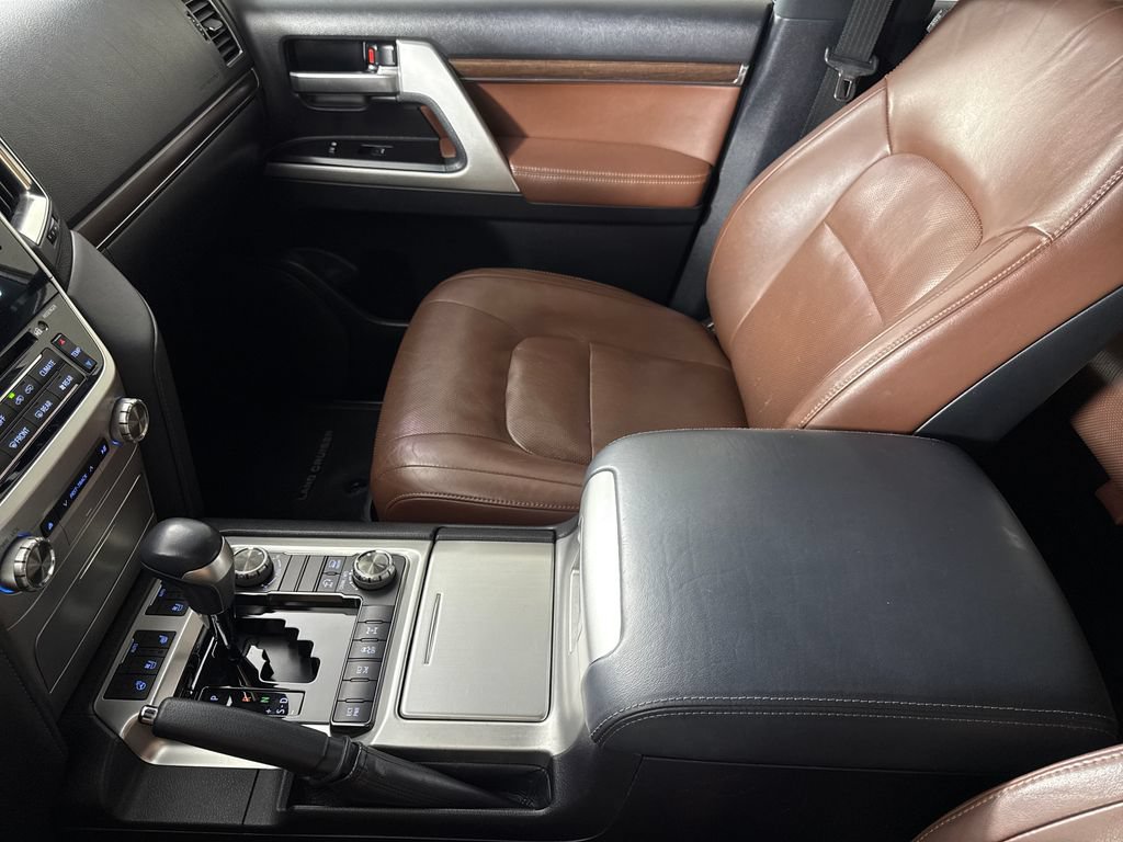 Used 2019 Toyota Land Cruiser AWD/4WD image 20