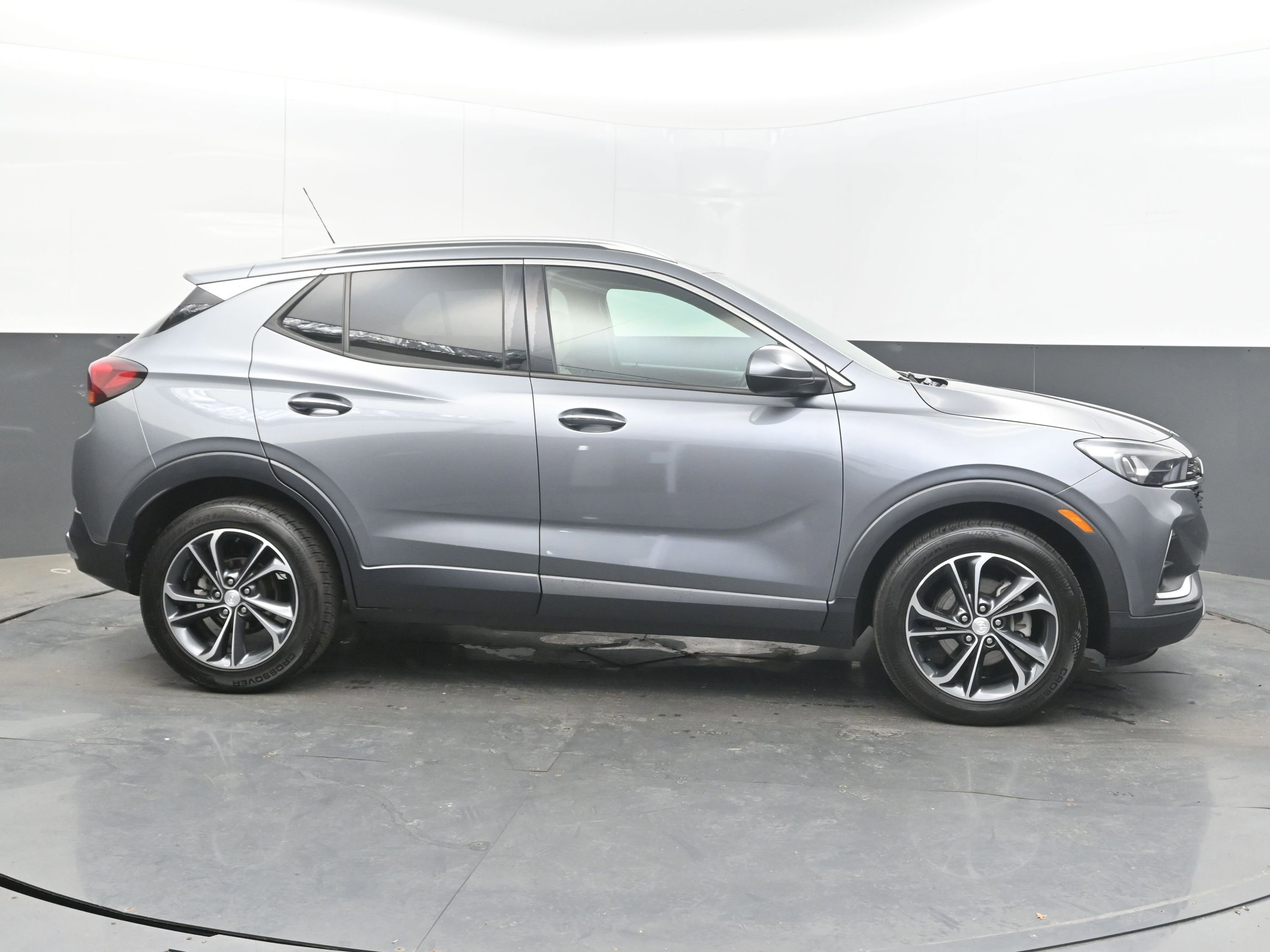 Used 2020 Buick Encore GX Essence image 8