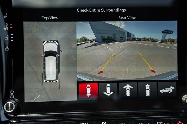 Used 2023 Jeep Grand Wagoneer 4WD w/ Flexible Seating Group image 51