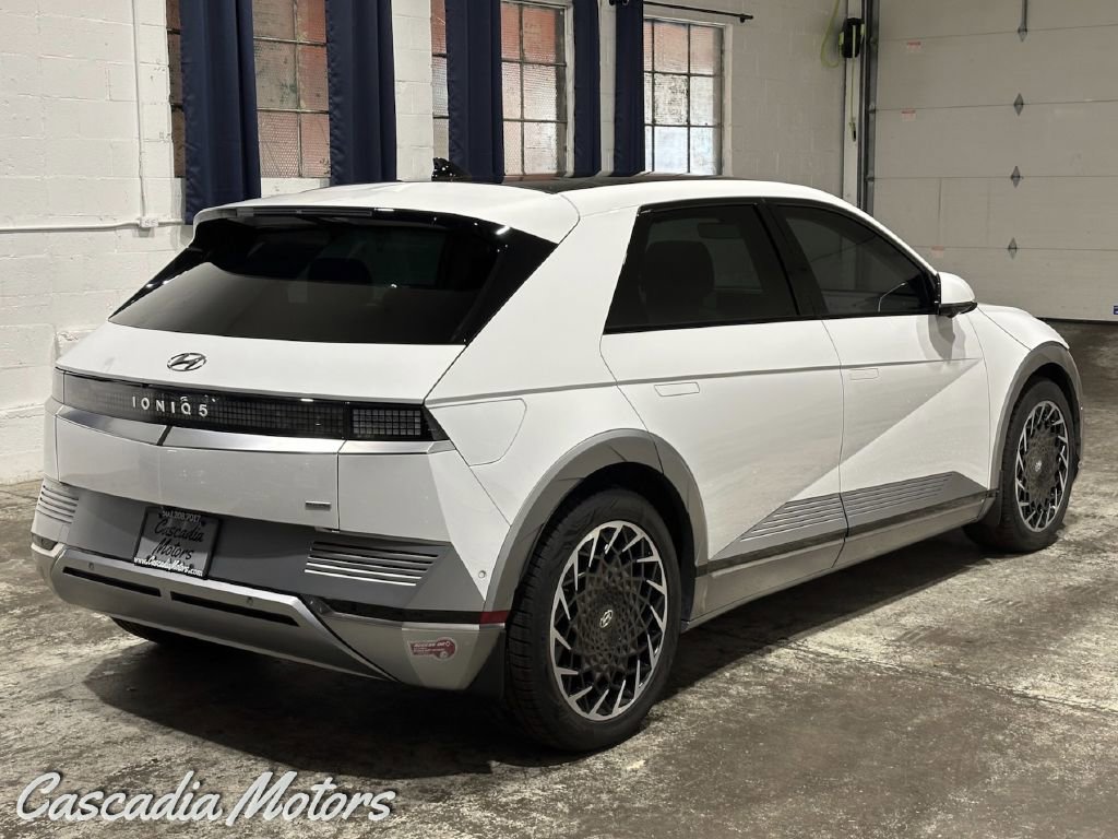 Used 2022 Hyundai Ioniq 5 Limited image 8