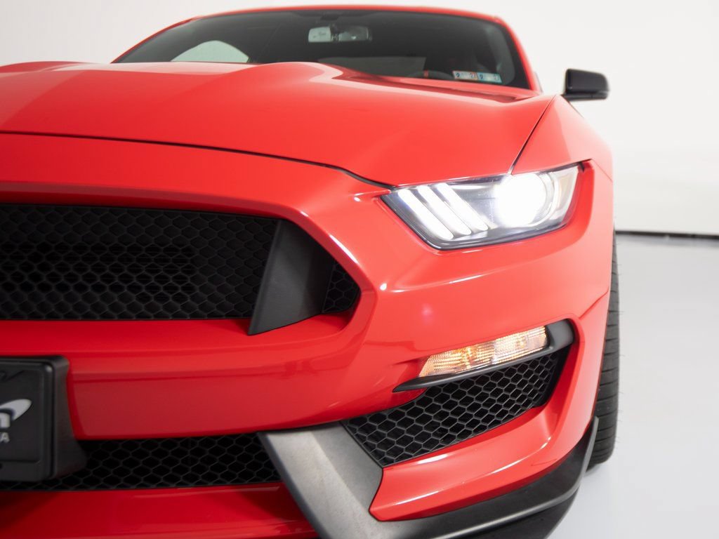 Used 2017 Ford Mustang Shelby GT350R RWD image 42