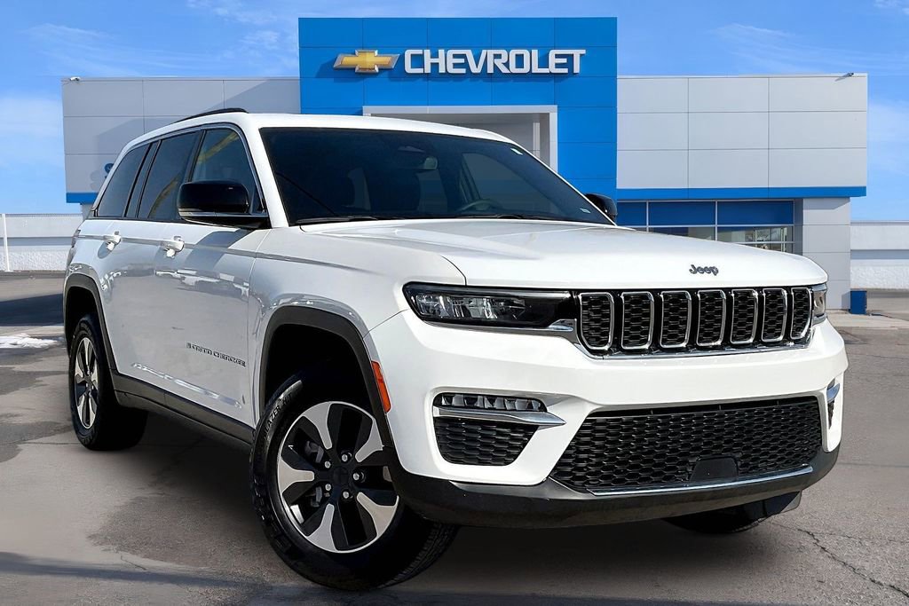 Used 2024 Jeep Grand Cherokee Limited 4xe image 11