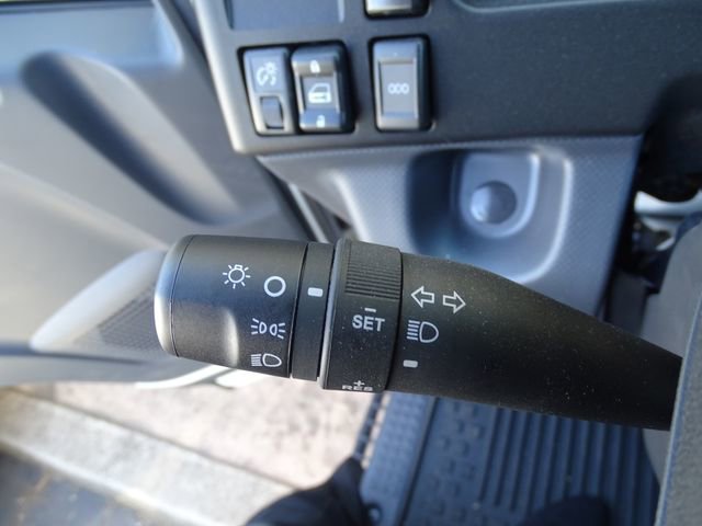 Used 2024 Isuzu NQR image 11