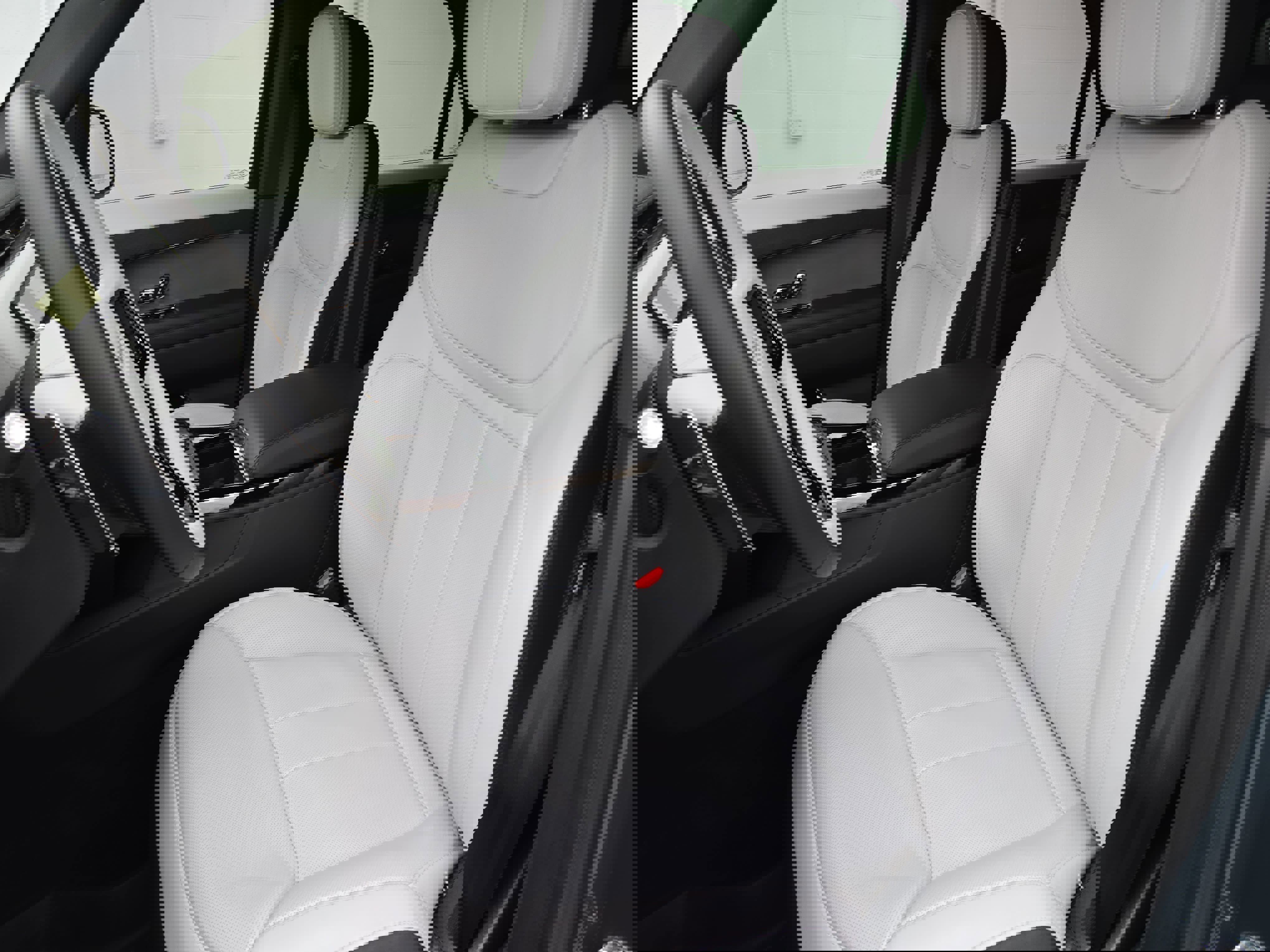 Certified 2023 Land Rover Range Rover Sport SE Dynamic image 15