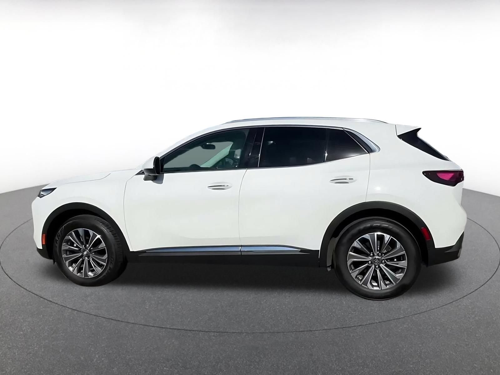 Used 2024 Buick Envision Preferred AWD/4WD image 8