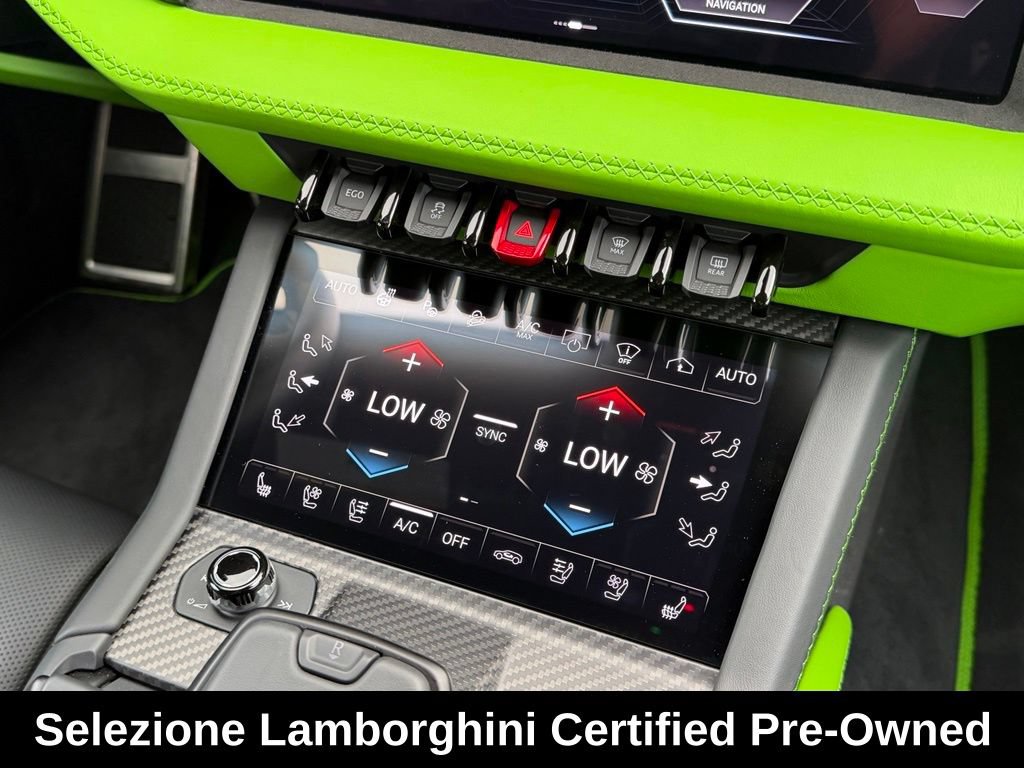 Used 2025 Lamborghini Urus SE AWD/4WD image 36