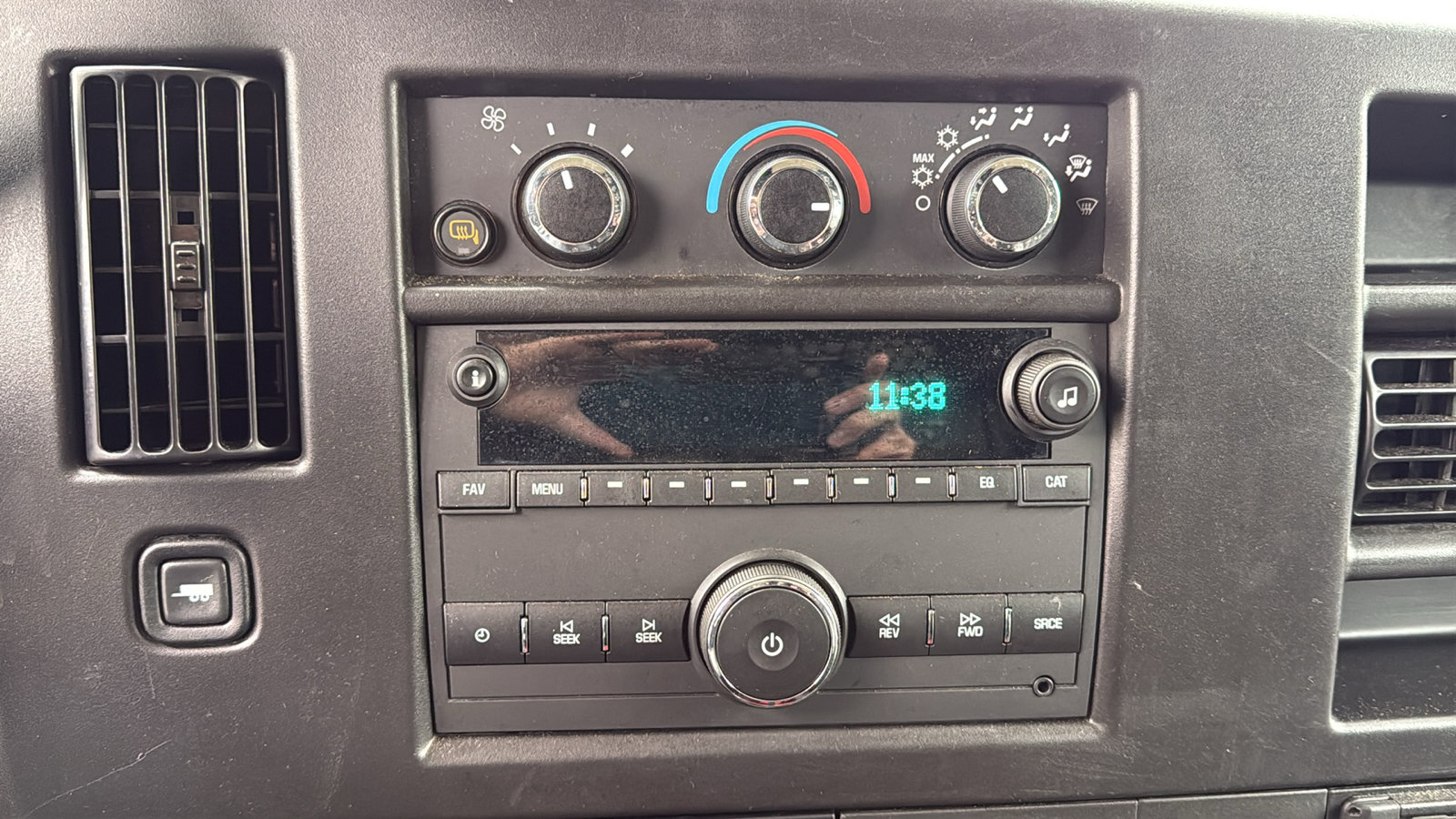 Used 2024 Chevrolet Express 2500 w/ Driver Convenience Package RWD image 17