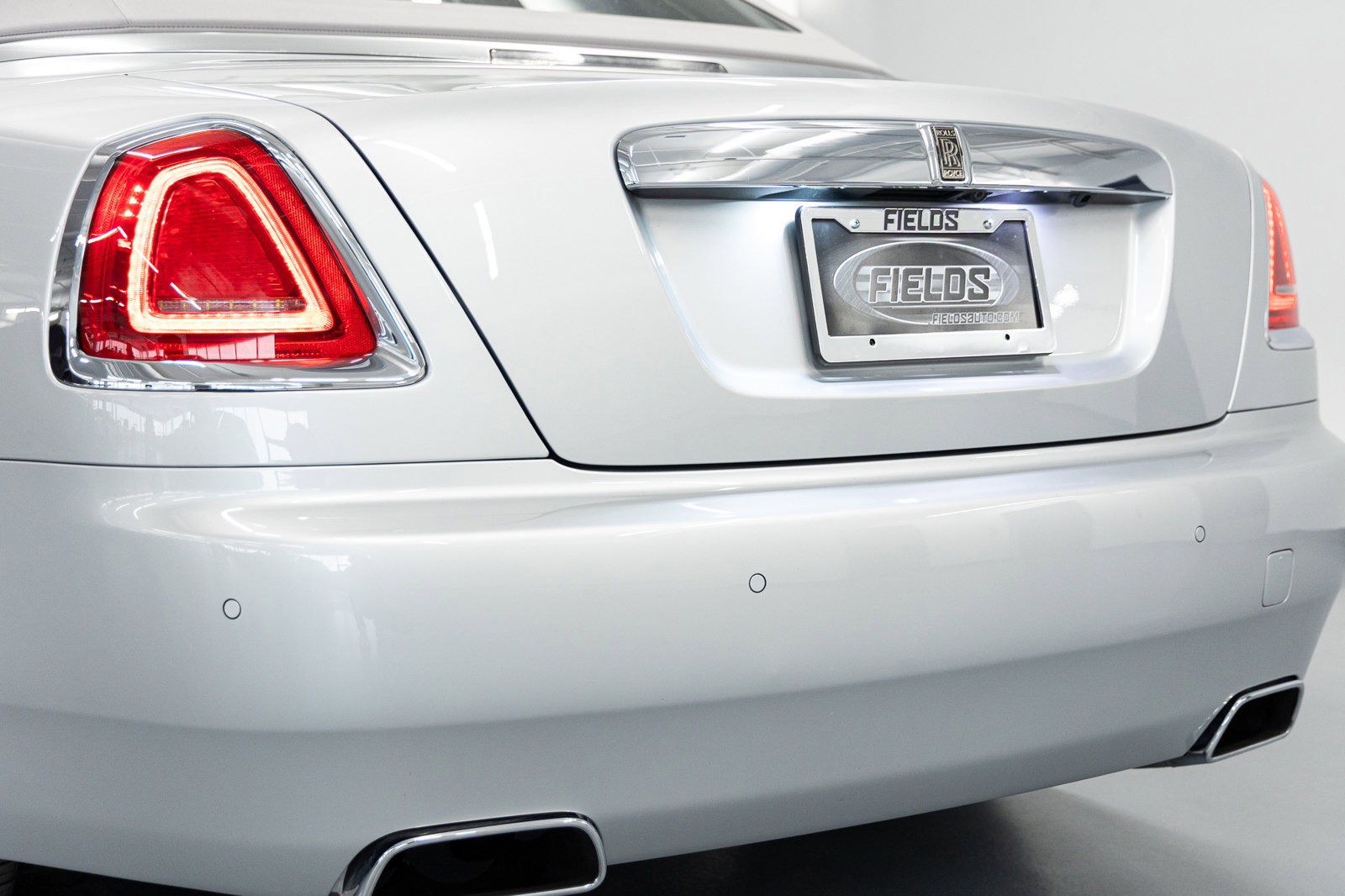 Used 2017 Rolls-Royce Dawn image 25