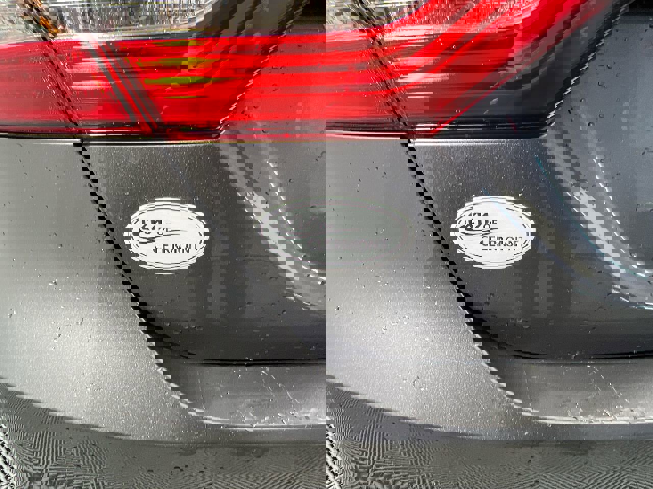 Used 2019 Toyota Camry LE image 5