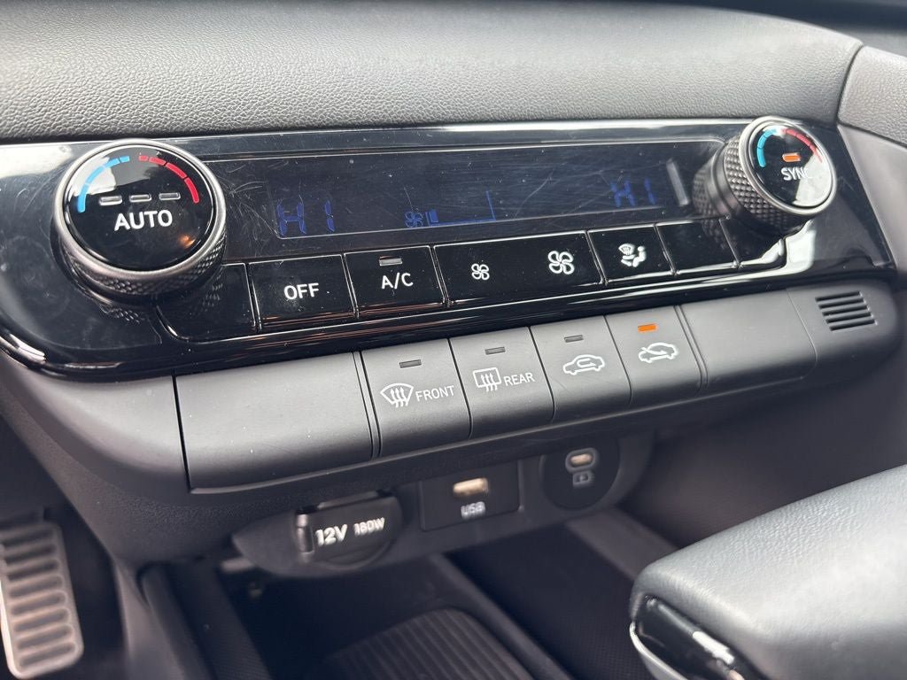 Certified 2025 Hyundai Elantra Sport FWD image 20