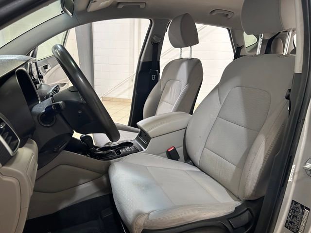 Used 2020 Hyundai Tucson SE image 10
