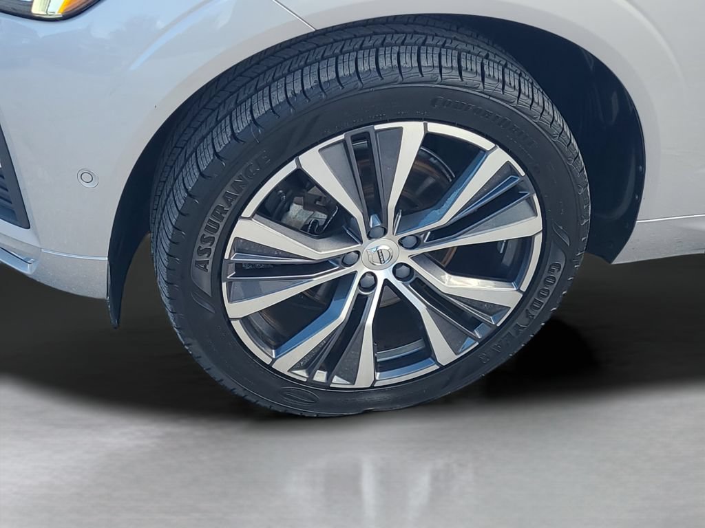 Used 2022 Volvo XC60 B5 Momentum w/ Advanced Package FWD image 24