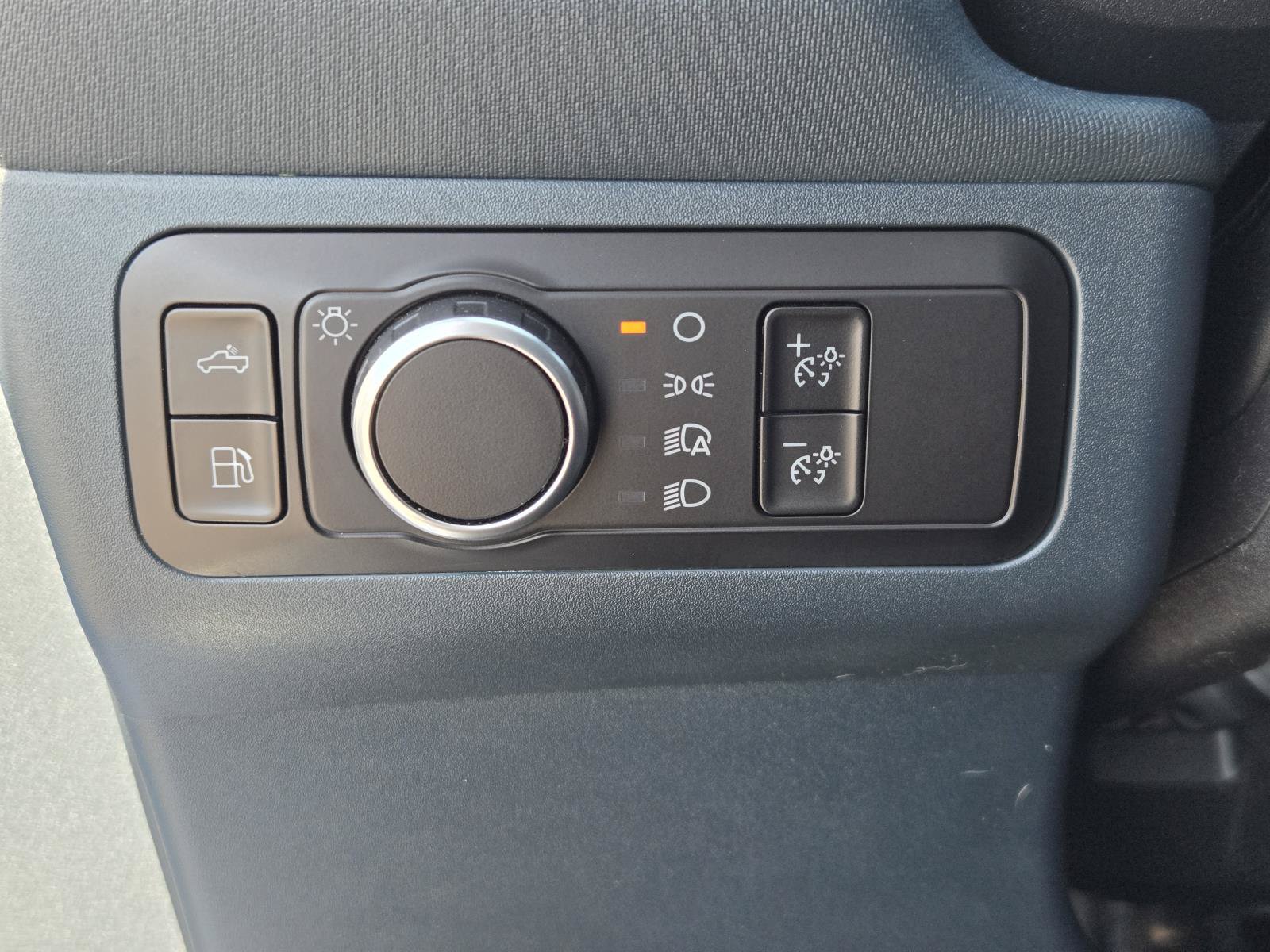 Used 2025 Ford Maverick XL FWD image 19