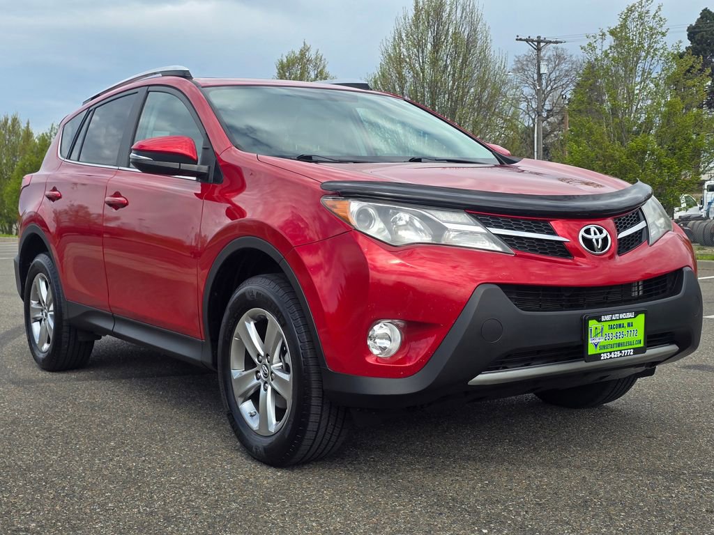 Used 2015 Toyota RAV4 XLE AWD/4WD image 7