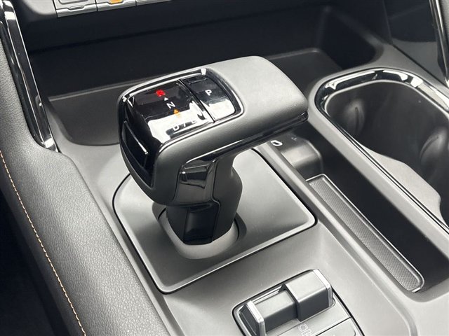 Certified 2026 GMC Sierra 1500 AT4 w/ AT4 Premium Package AWD/4WD image 15