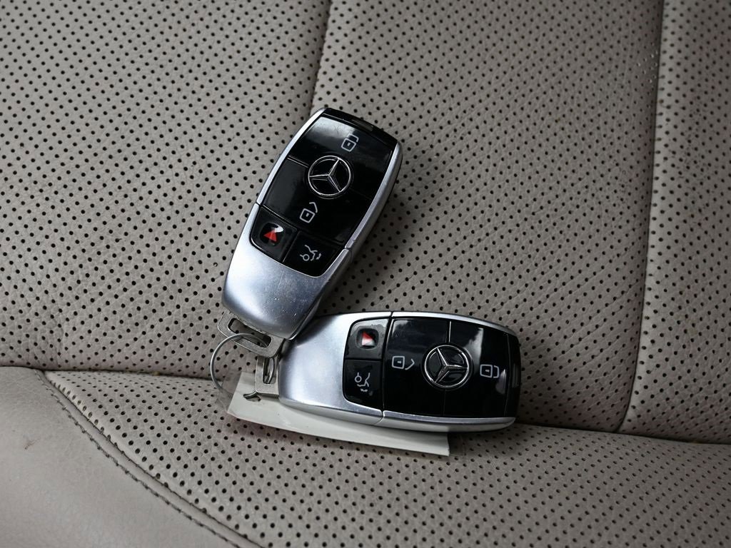 Used 2022 Mercedes-Benz E 350 Sedan image 36