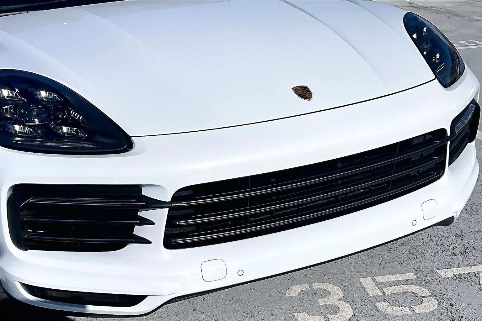 Used 2022 Porsche Cayenne AWD/4WD image 29