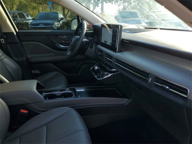 Used 2024 Lincoln Corsair FWD w/ Equipment Group 102A image 34