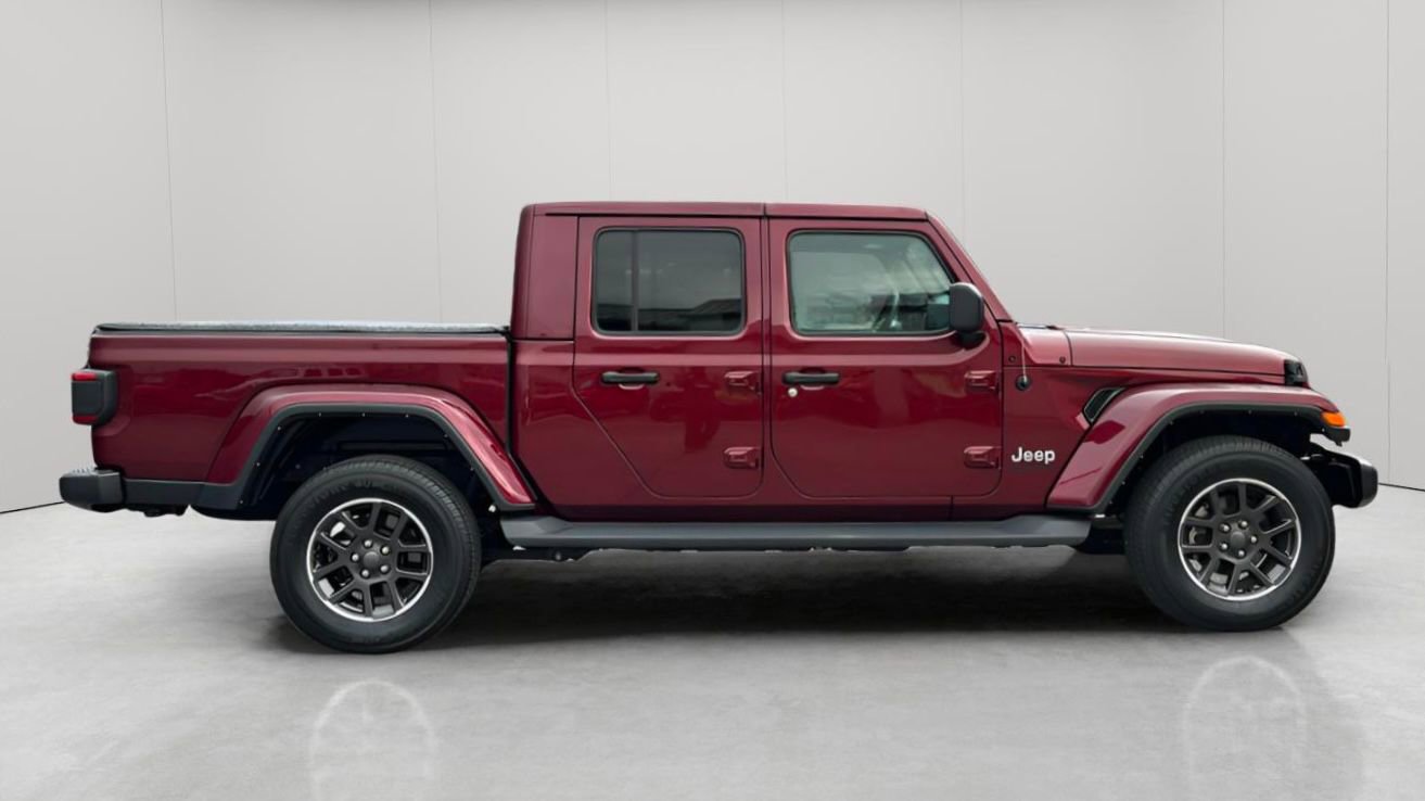 Used 2021 Jeep Gladiator Overland w/ Popular Equipment Package image 3